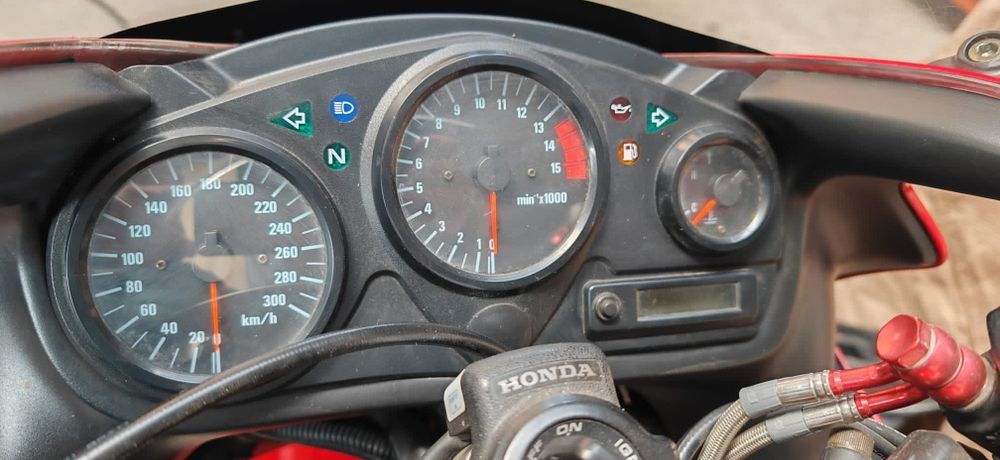 Vând Honda Cbr 600 f4