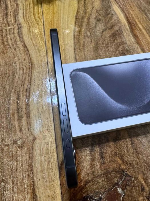 iPhone 15 Pro Max 512 GB Black Titanium