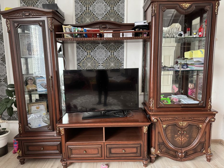 Стенка  для гостиной