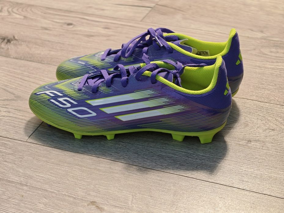 Vând Adidas F50 mărime 38,2/3 FG