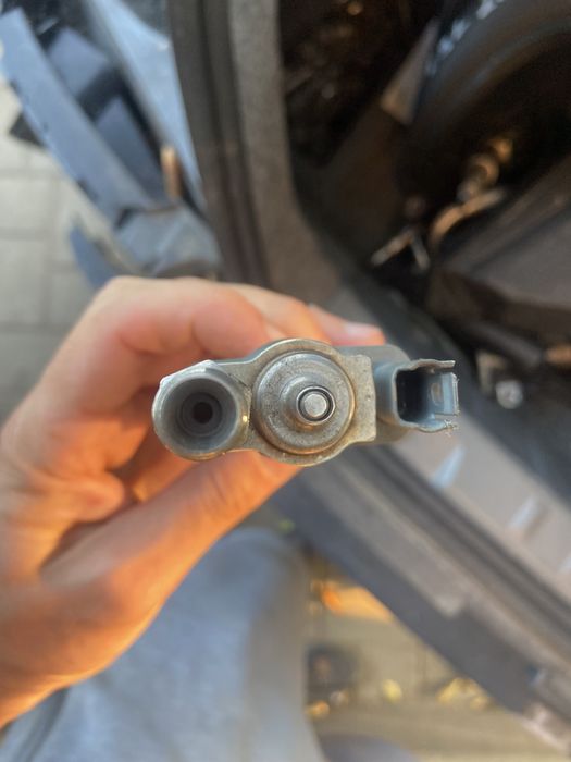 Injector injectoare Bmw N43 N53 N54 cod 7589048