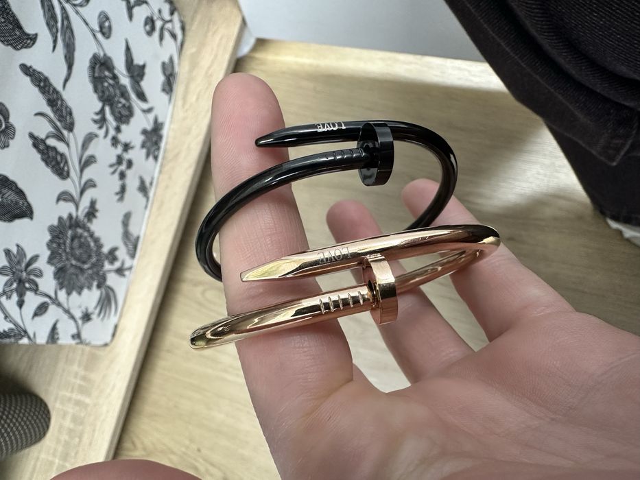 Barata Cui pentru Barbati model Cartier Gold si Silver