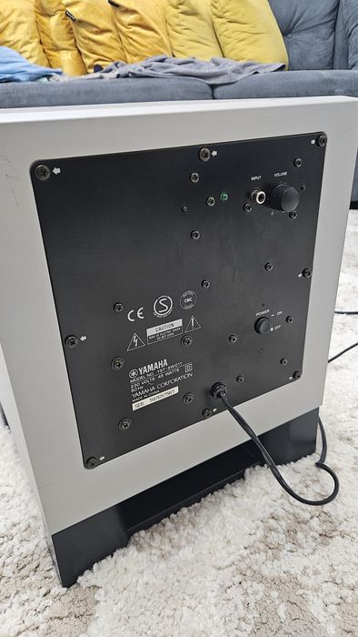 Subwoofer Yamaha YST-SW011