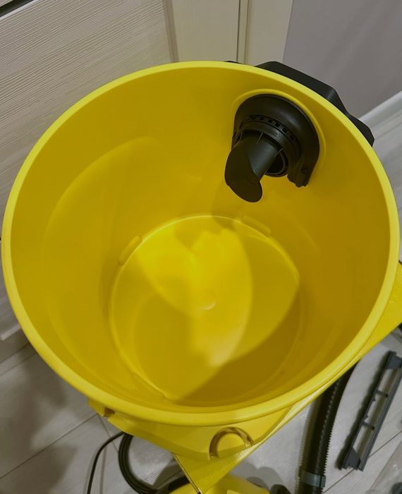Новый пылесос Karcher WD3 V-17/4/20
