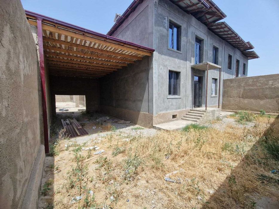 Samarqand shahri, Chayniyda Town House sotiladi