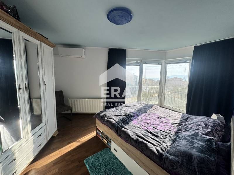 ЕКСКЛУЗИВНО! Двуетажна къща | басейн | гараж | сауна | джакузи -  обл.