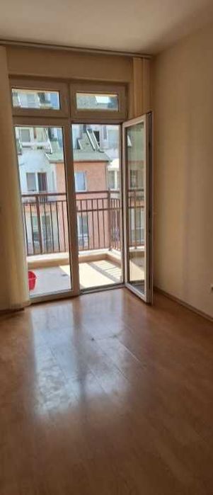 Дава се под наем Тристаен апартамент в София, Център - 106 кв.м за 809 € - Снимка #3