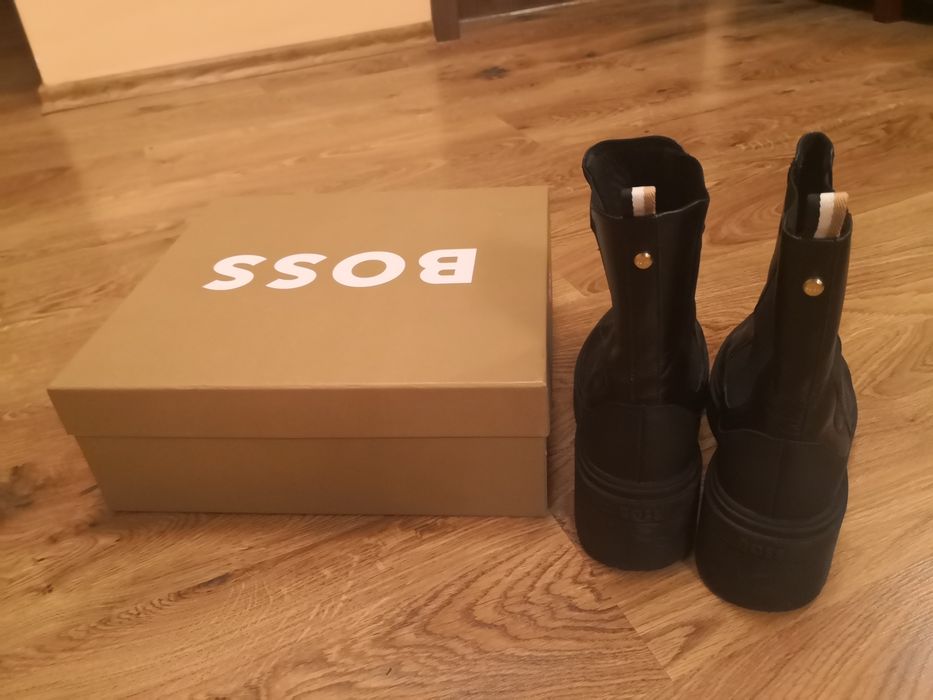 Boss боти естествена кожа