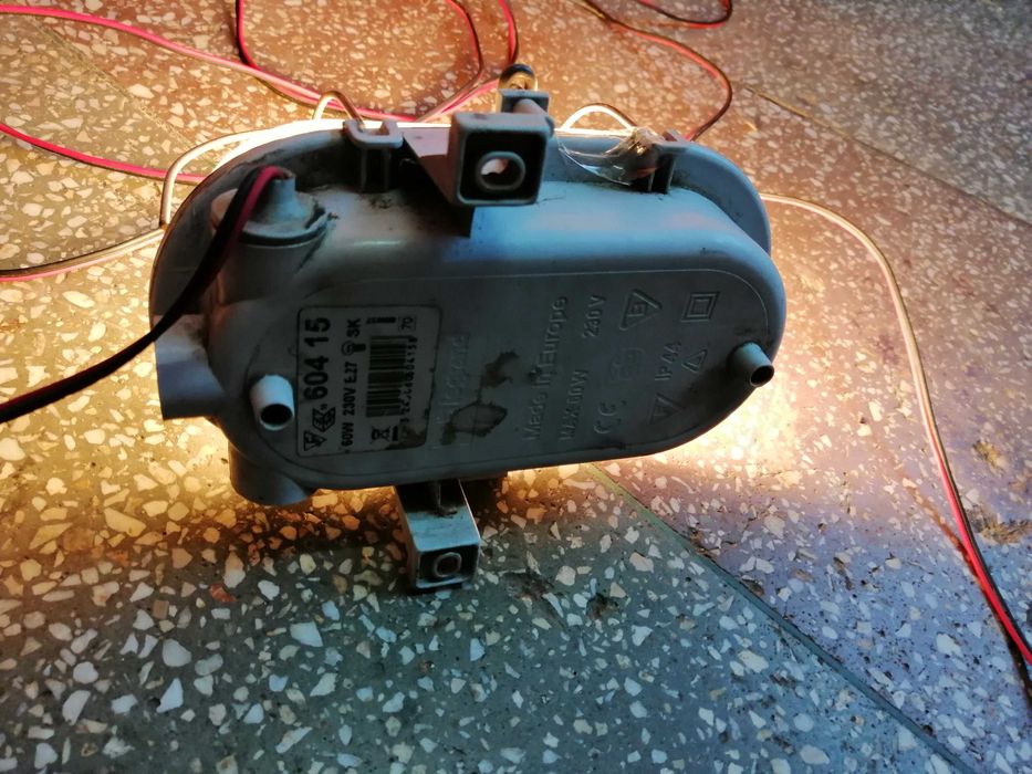Lampa cu bec (intrerupator)