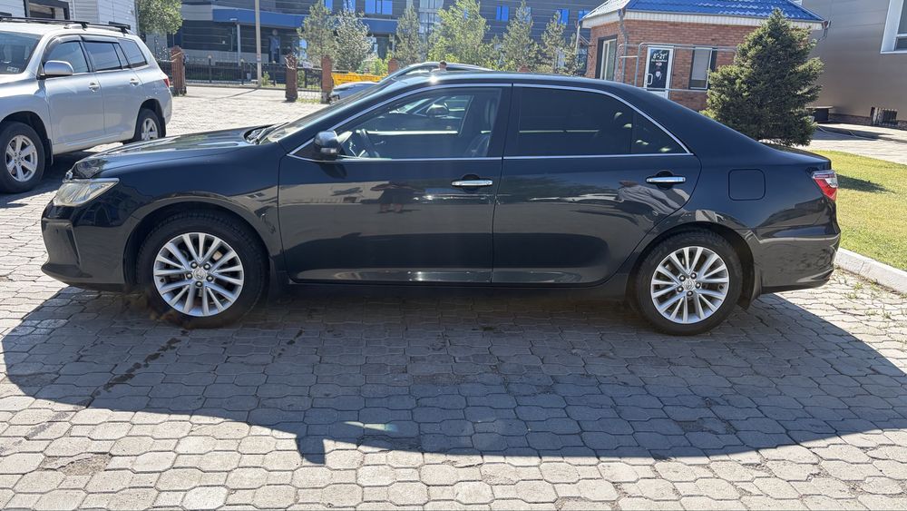 Camry 55 2017 год