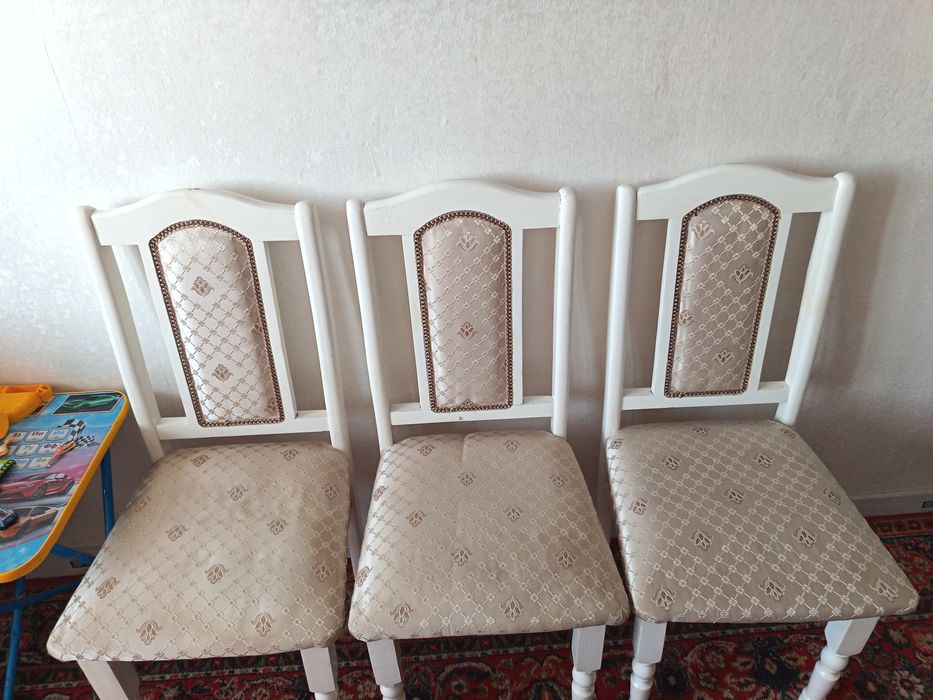 Продам стулья СРОЧНО