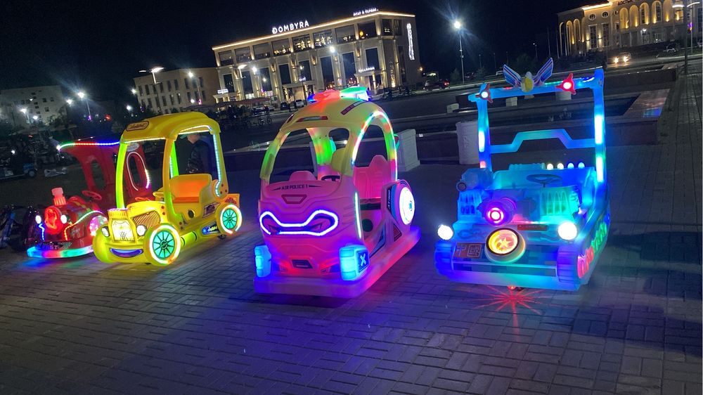 Светящаяся машинка с подсветкой светящая светящийся детский машинки