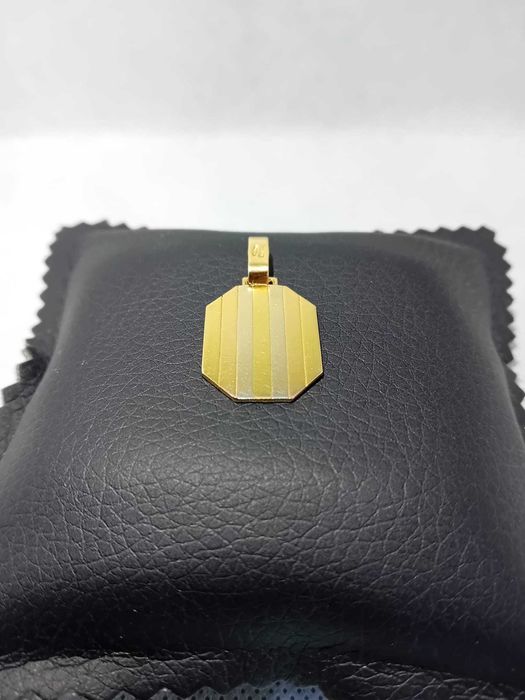 Pandantiv Aur 18K (Ag18 Tutora b.28174) Garantie 2 ani!