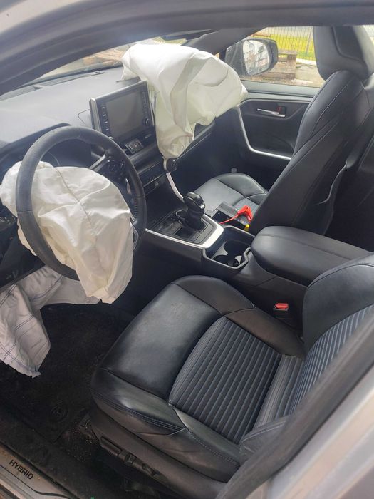 На Части Toyota rav4 XA50 hybrid Тойота Рав4