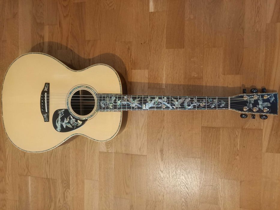 Невероятна лютиерска акустична китара - много рядка