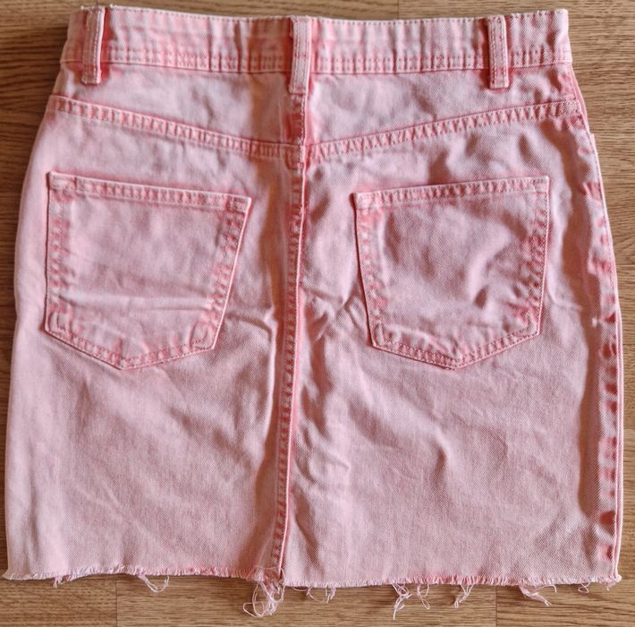 Fustă scurtă din jeans roz