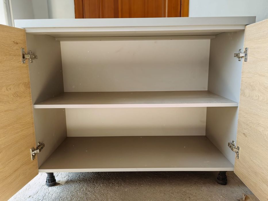 Кухонный напольный шкаф