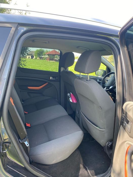 Vând Ford Kuga 2009