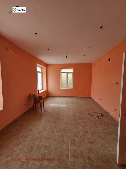 Къща в Плевен, област-с.Градина площ 150 цена 79900