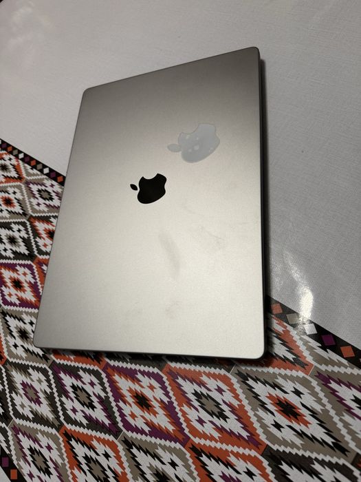 MacBook pro 13 m1 pro 16/512gb