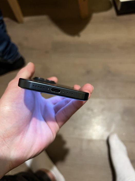 IPhone 15 Pro blue titanium Esim