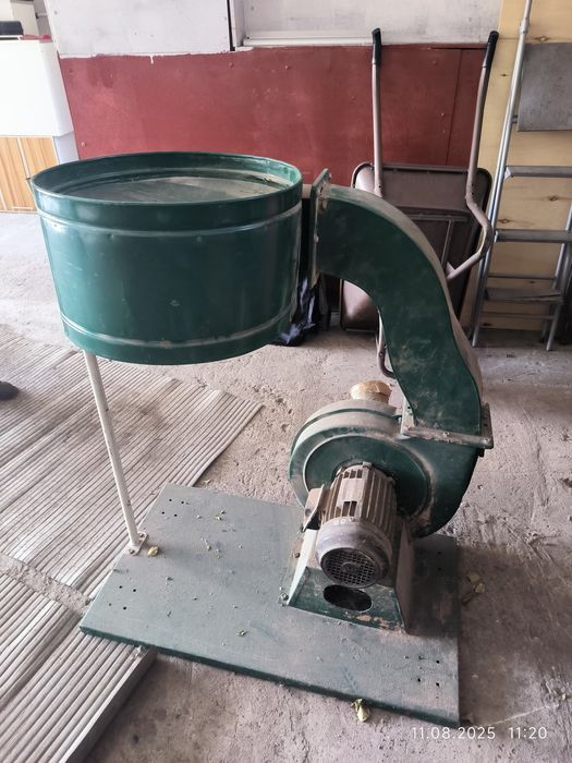 Вытяжка промышленная с мешками