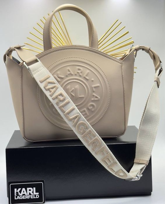 Geanta Karl Lagerfeld Noua !!! Dimensiuni 25/23 !!!