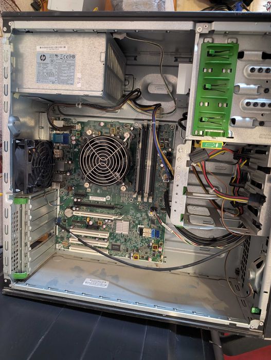 Hp compaq elite 8300. На запчасти