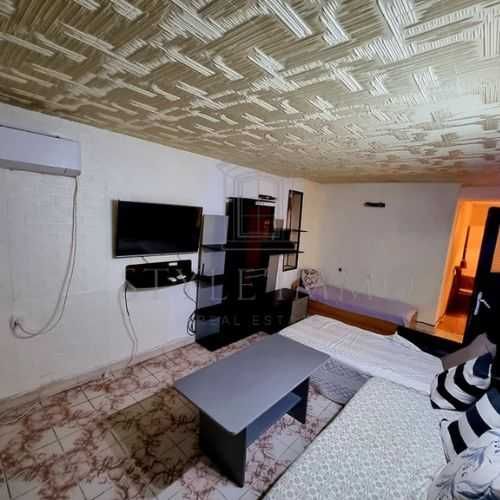 Продава се Етаж от къща в Разград, Варош - 150 кв.м за 663 €/кв.м - Снимка #6