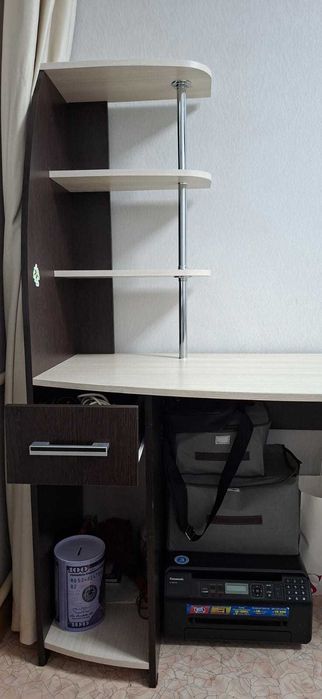 Продам Диван и Компьютерный стол