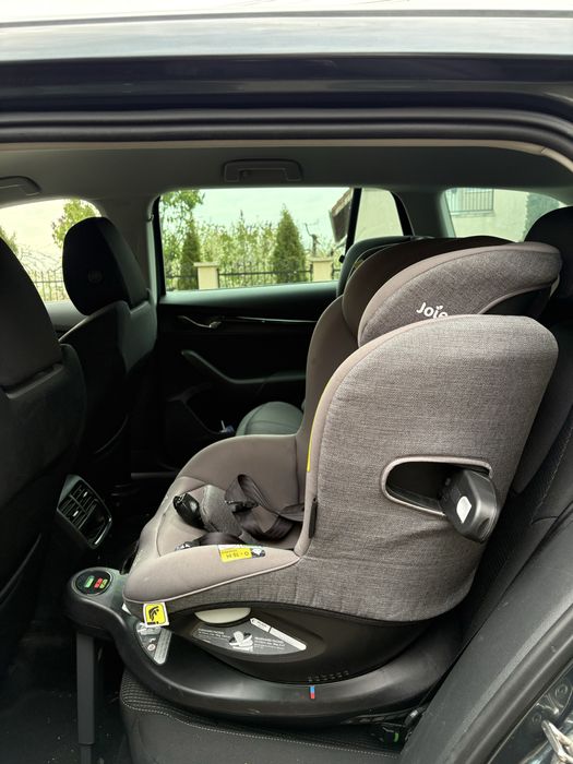 Scaun auto rotativ Joie i-Spin 360 cu isofix