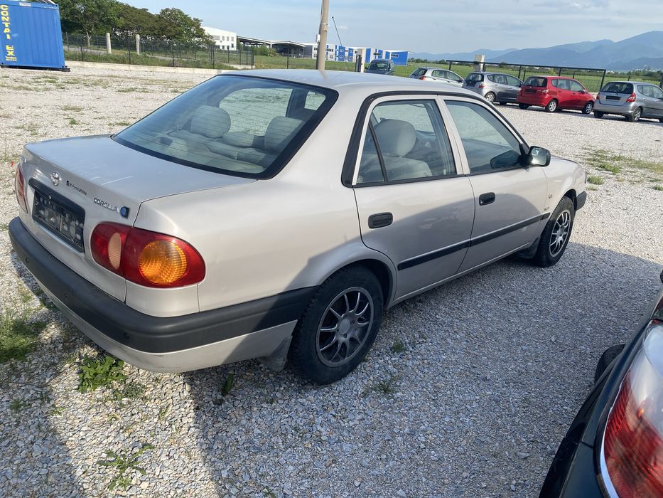 Тойота корола 1.6 бензин 110кс на части