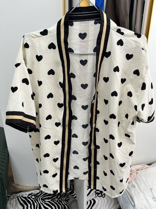 Отдам даром женские вещи