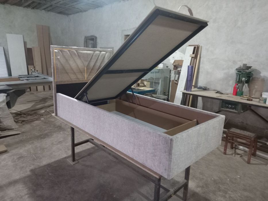 Xaytek kravat. Razmeri 200 x 90 sm matras tushadi. Matryal 100% mdf.