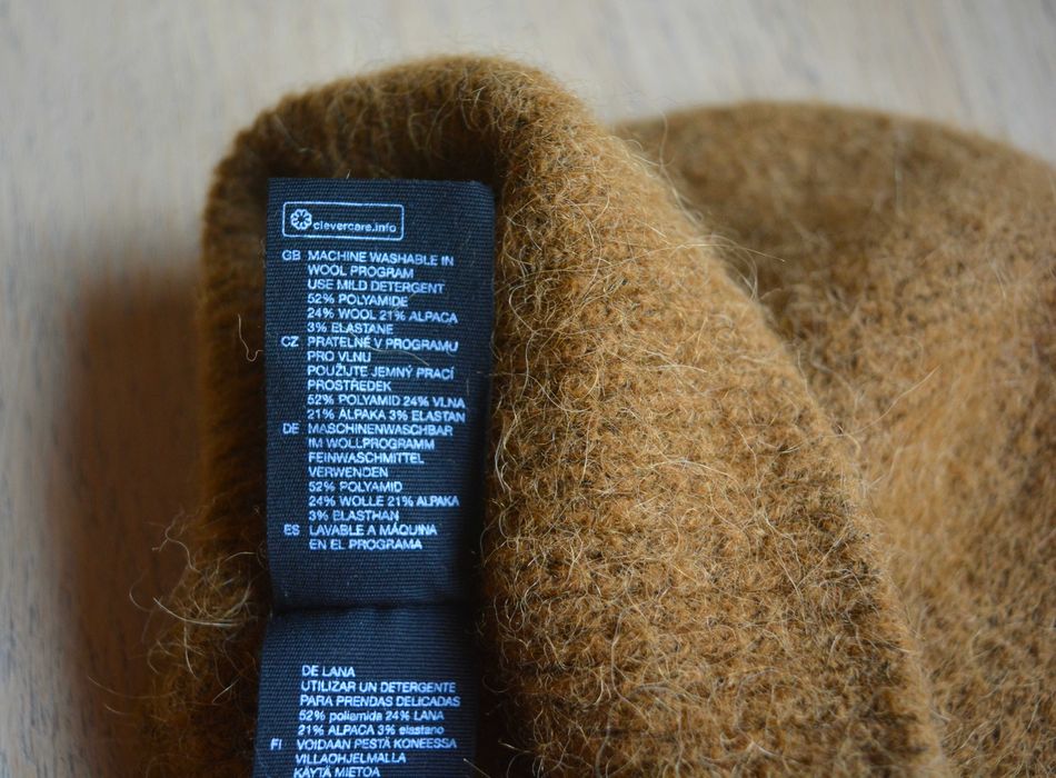 Пуловер и жилетки  с вълна, кашмир, мохер