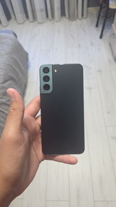 Samsung s22+ 128 gb