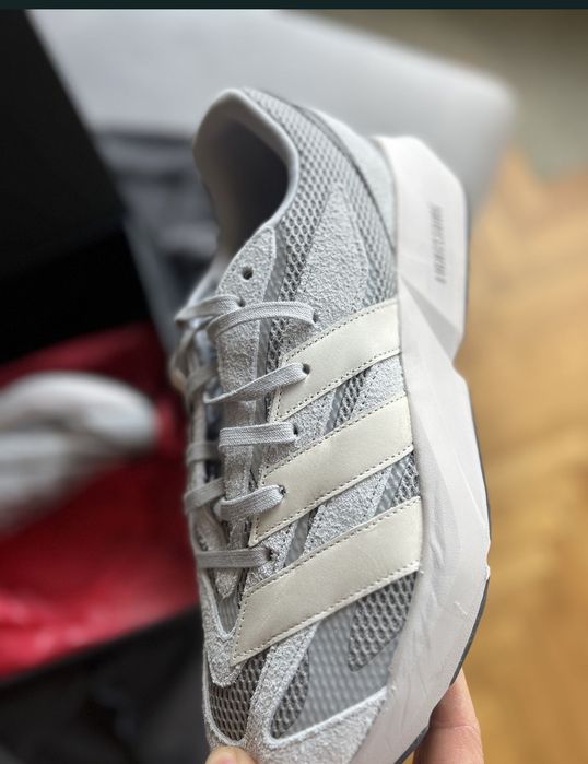 Adidas Lightblaze 46