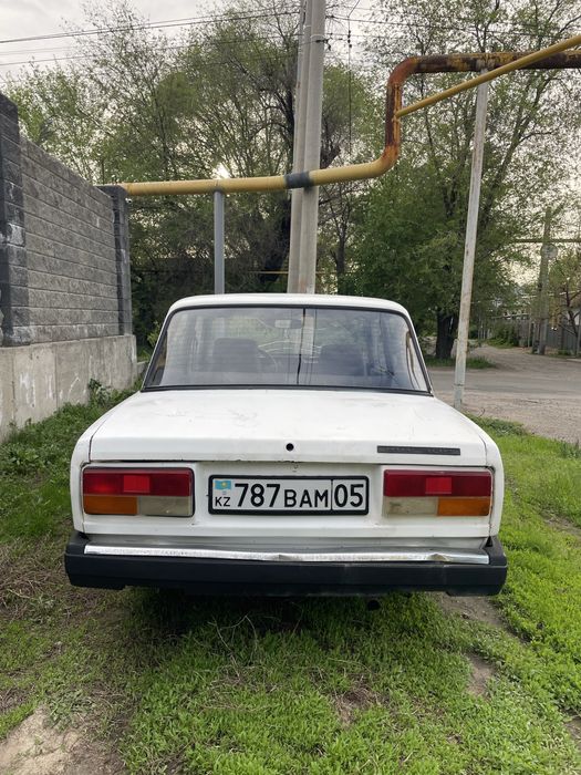 Продам ваз 2107.
