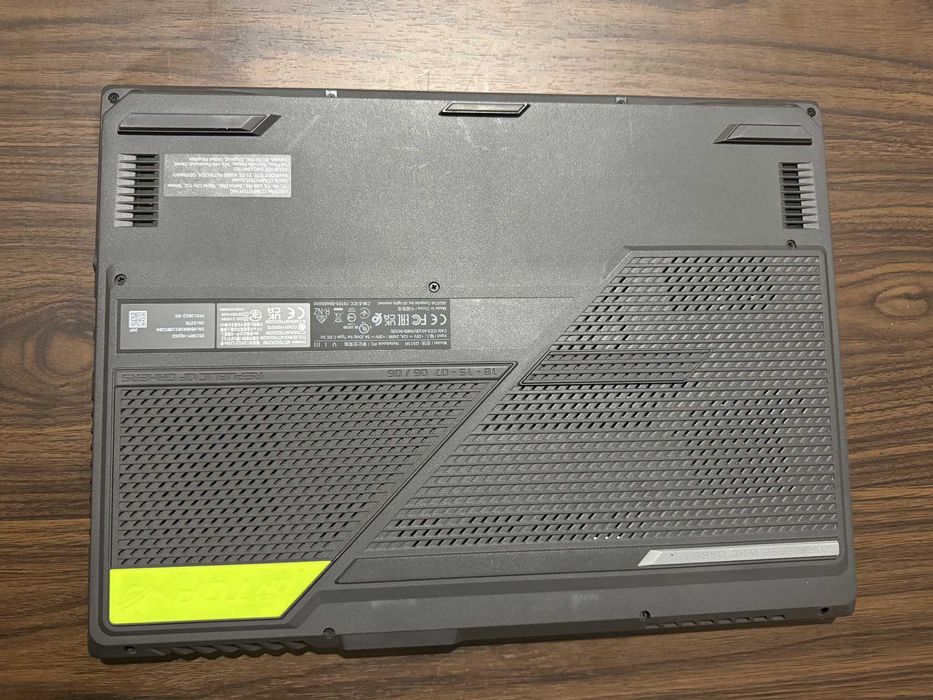 ASUS ROG Strix G15 G513RM-HQ262