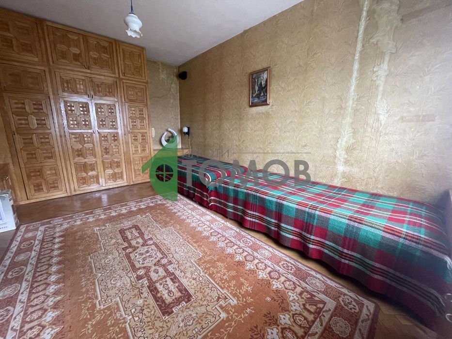 Продава се Двустаен апартамент в Шумен, Тракия - 64 кв.м за 1132 €/кв.м - Снимка #4