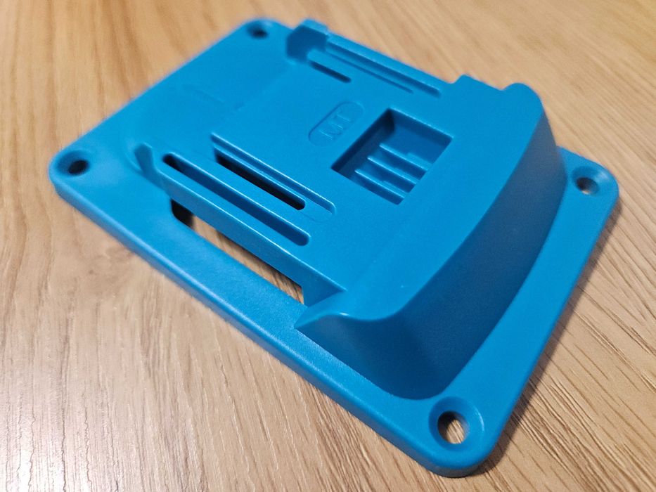 Стойка / държач за инструмент / уред Dewalt / Makita / Milwaukee