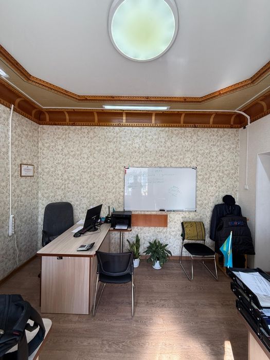 Здание 300кв в центре города