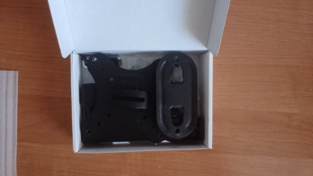 Продам крепление к стене  под телевизор