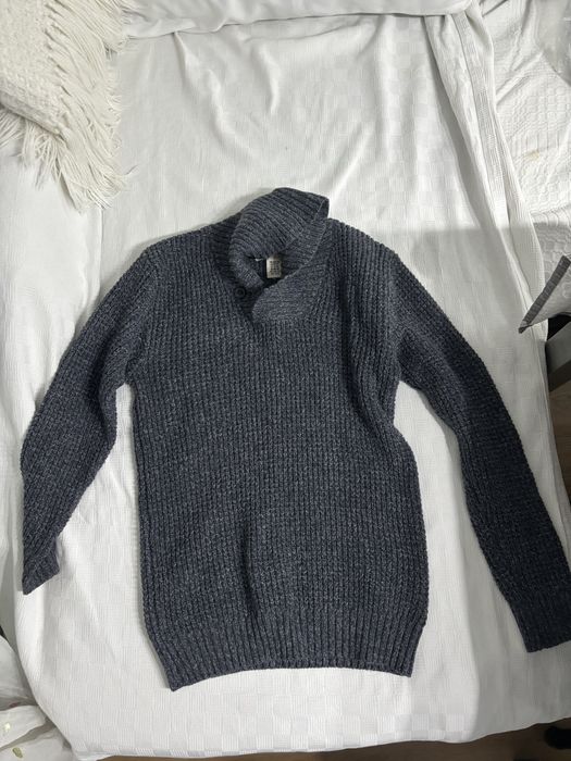 Чисто нов пуловер с шал яка