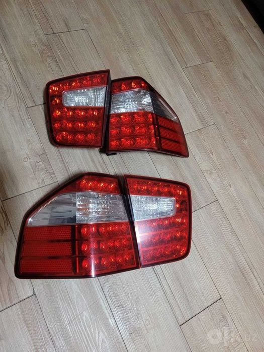 Продам задние фары от KIA Mohave KV300.