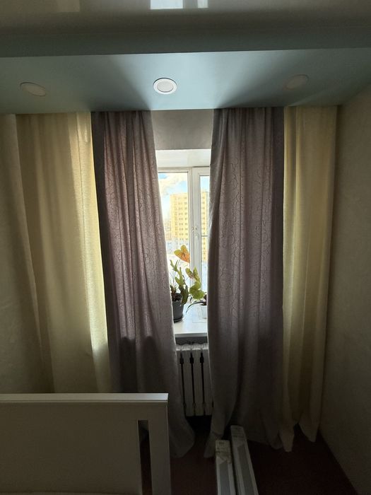 Продам шторы в спальню