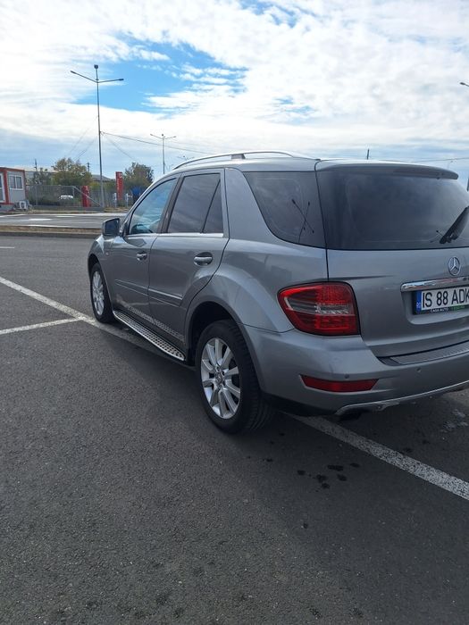 MERCEDES-BENZ ML-Class 2011 — imagine 2