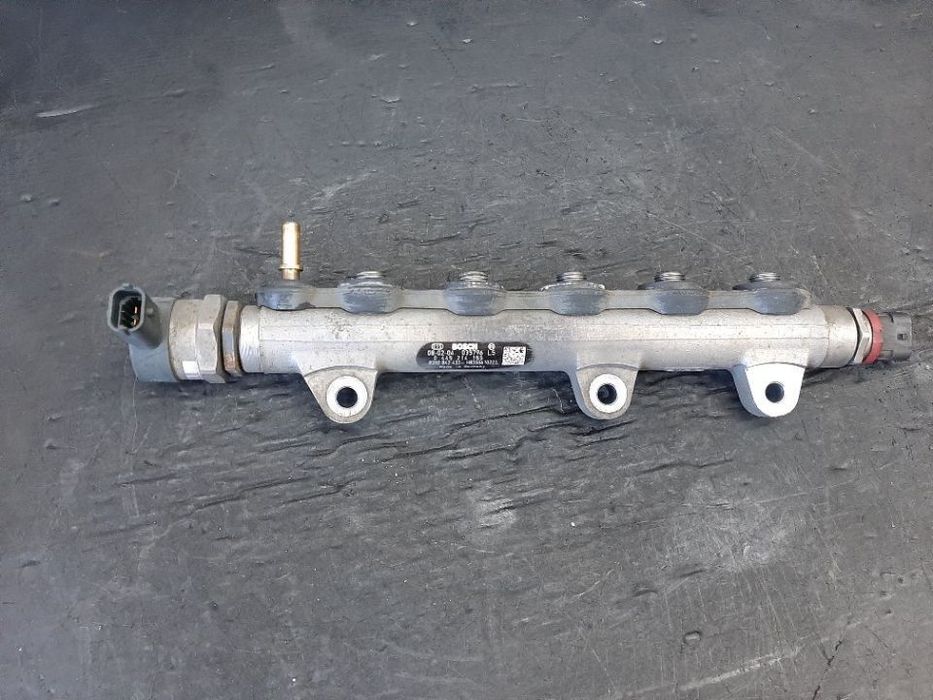 rampa injectoare 2.0 dci  nissan x-trail qashqai 0445214155 8200842432 h8200610223