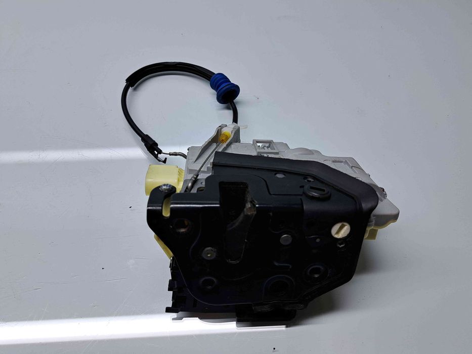Broasca usa dreapta spate Volkswagen Tiguan (5N) [Fabr 2007-2016] 3C48