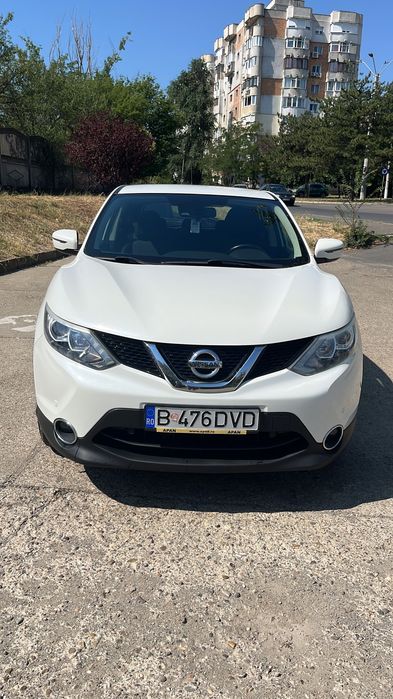 Vand Nissan Qashqai 5DR 1.6L DCI M/T 4WD Pack Acenta+ Packet ConnectP1